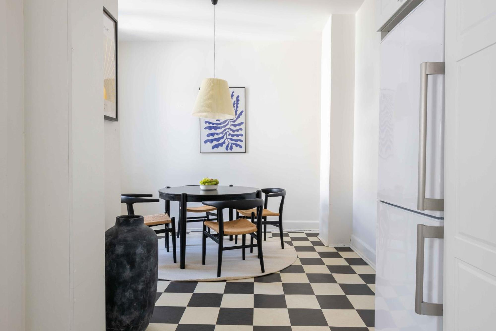 Lovely 3Br Manor Apartment 5 Min From Tivoli Gardens Kopenhagen Bagian luar foto