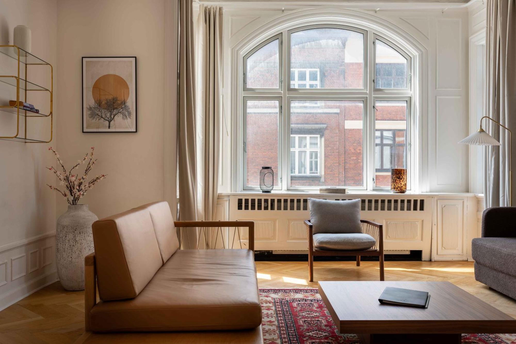 Lovely 3Br Manor Apartment 5 Min From Tivoli Gardens Kopenhagen Bagian luar foto